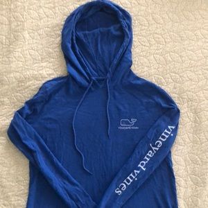 Vineyard Vine light weight sweatshirt small